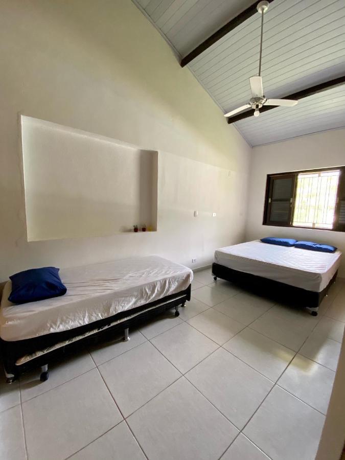Ampla Casa Com Piscina A 200 Metros Da Praia Do Lazaro E Sununga *
